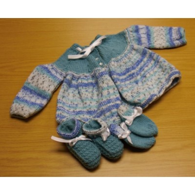  Baby Jersey, Beanie and Booties (3 Piece Set) New Born